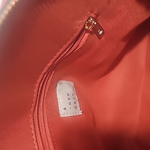 A new day women handbag, Size Medium, Color: Coral - Picture 10 of 10